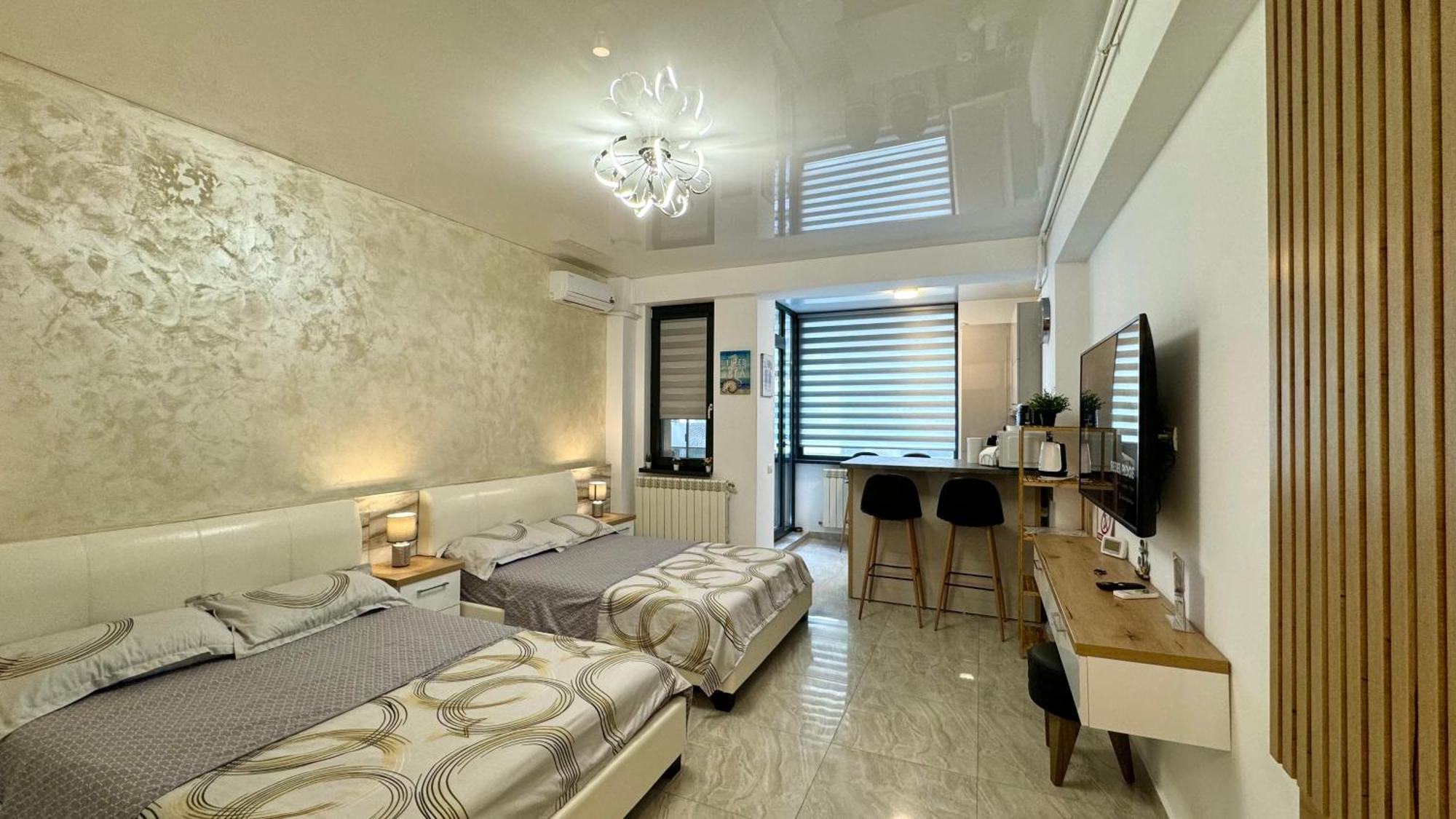 Seaview Deluxe Double Studio - Beachfront Resort Năvodari Eksteriør bilde